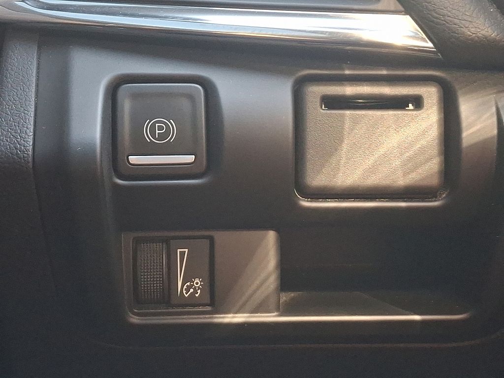 Thumbnail: 2023 Cadillac CT4 - 24