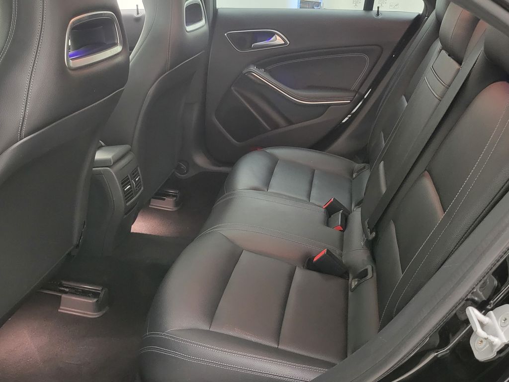 Thumbnail: 2016 Mercedes-Benz CLA - 20