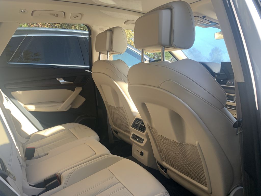 Thumbnail: 2023 Audi Q5 - 16