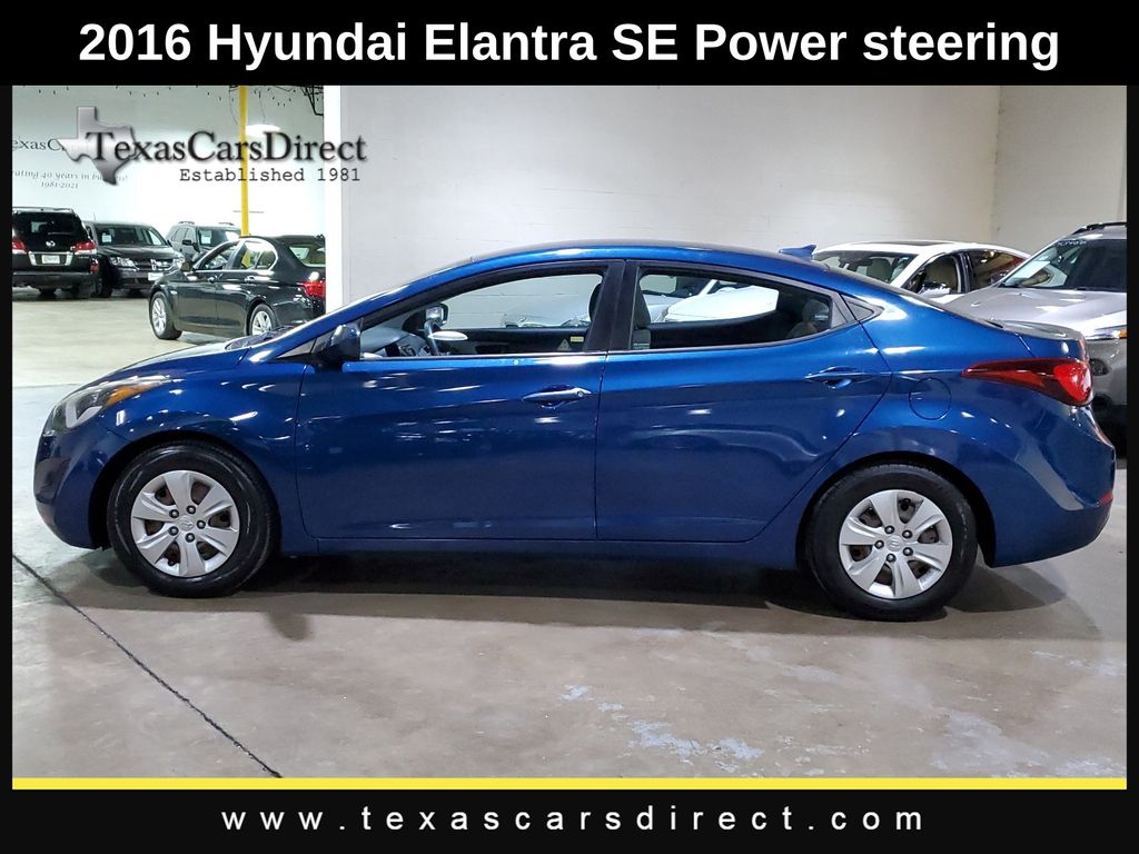 2016 Hyundai Elantra SE 13