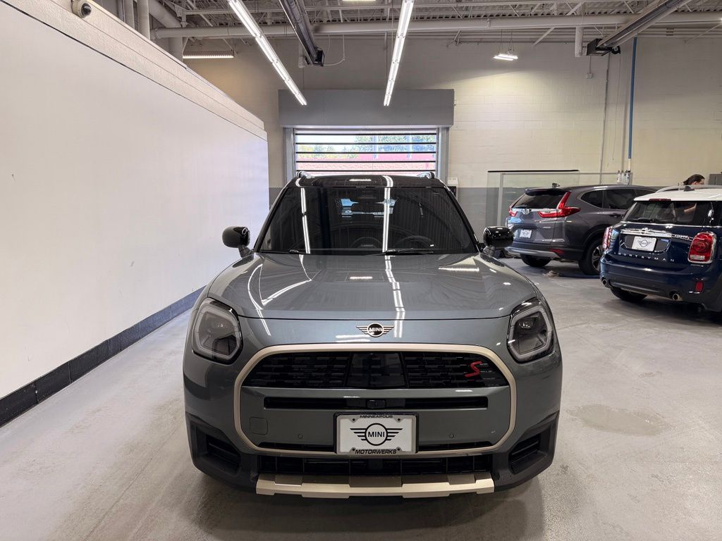 Thumbnail: 2027 MINI Cooper Countryman - 8