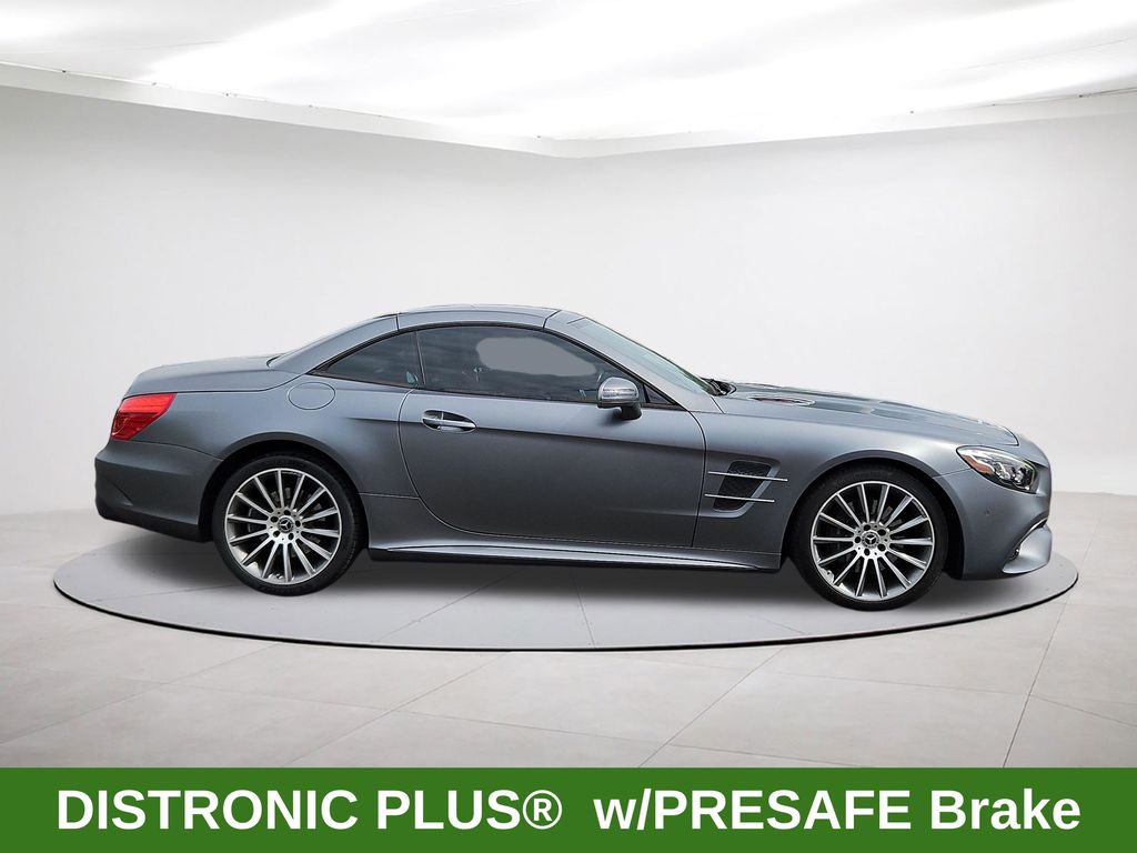 2018 Mercedes-Benz SL Roadster 12