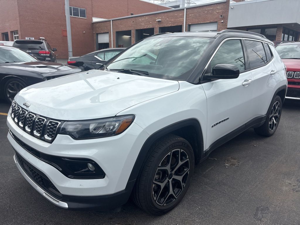 Bright White Clearcoat 2025 Jeep Compass Limited 4WD SUV / Crossover Four-Wheel Drive 8-Speed Automatic