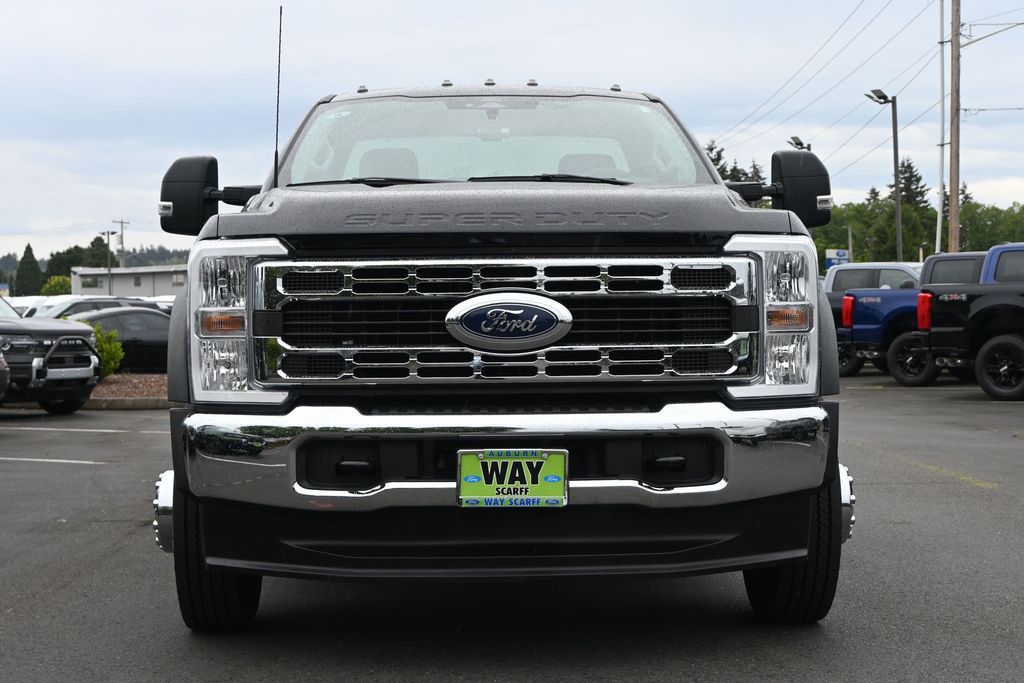 2024 Ford F-550 Chassis XLT