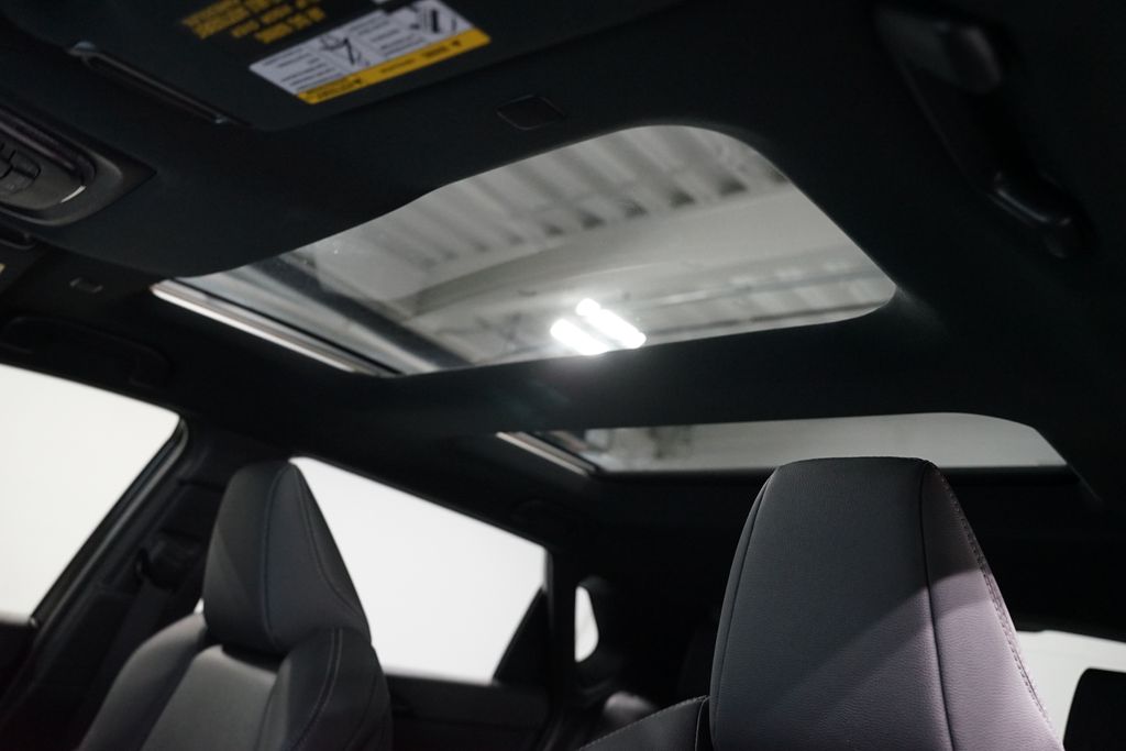 Thumbnail: 2024 Toyota bZ4X - 32