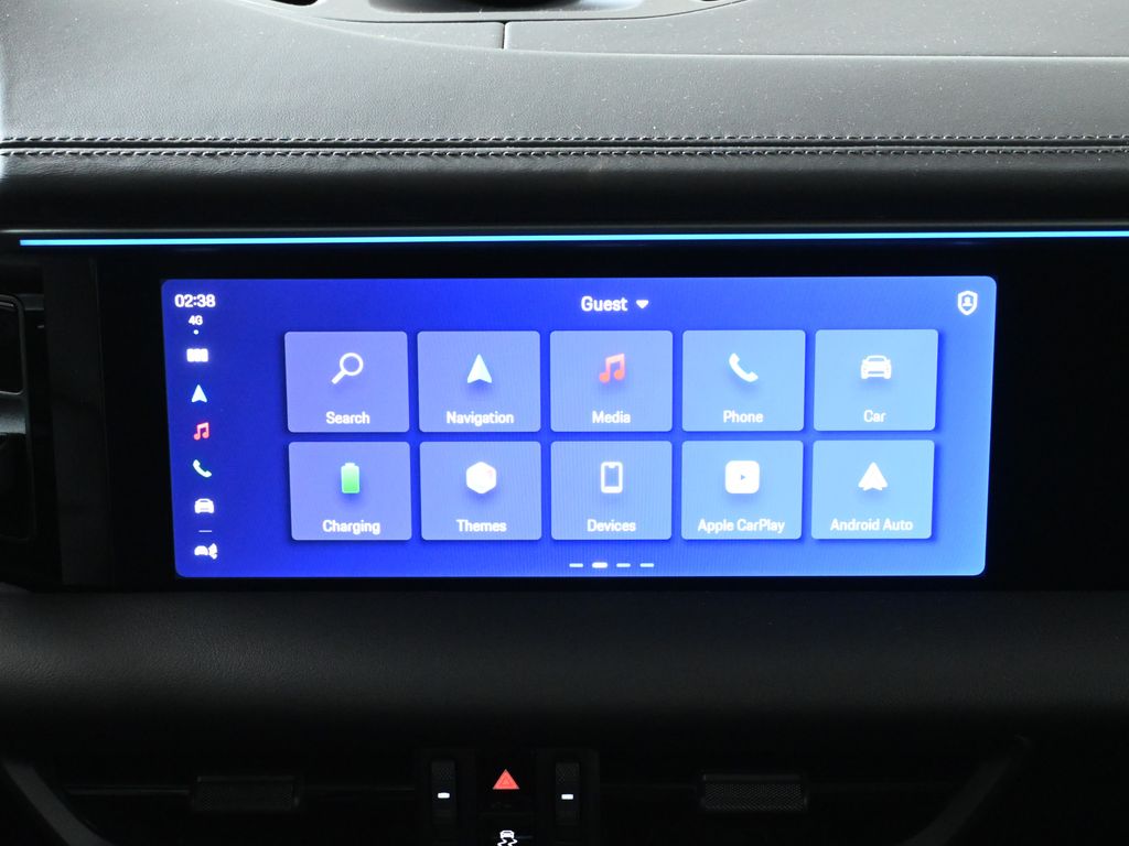 Thumbnail: 2024 Porsche Macan - 22