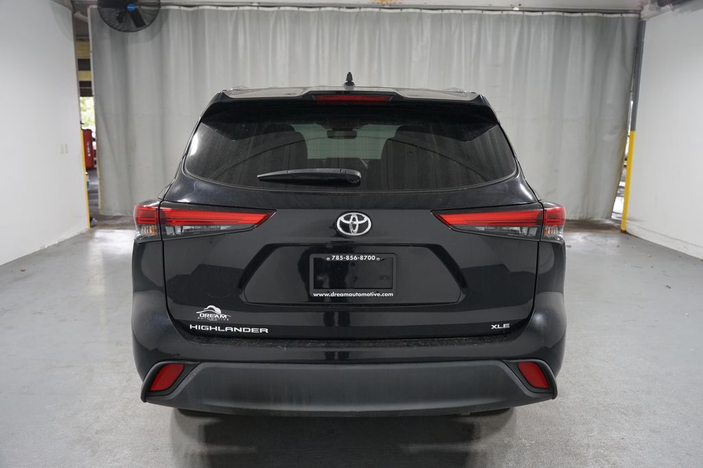 2021 Toyota Highlander XLE 5