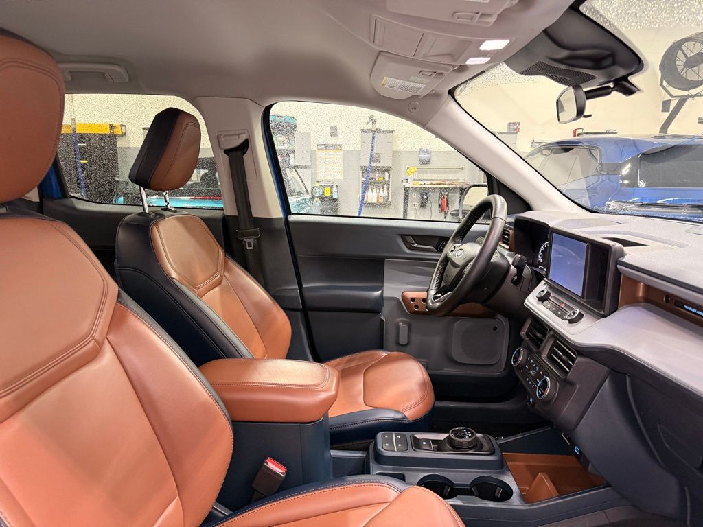 Thumbnail: 2022 Ford Maverick - 29