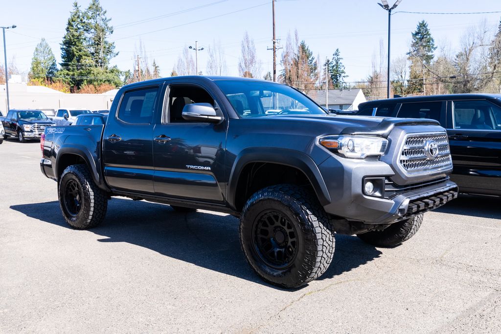 2016 Toyota Tacoma Double Cab V6 TRD Off Road 4WD