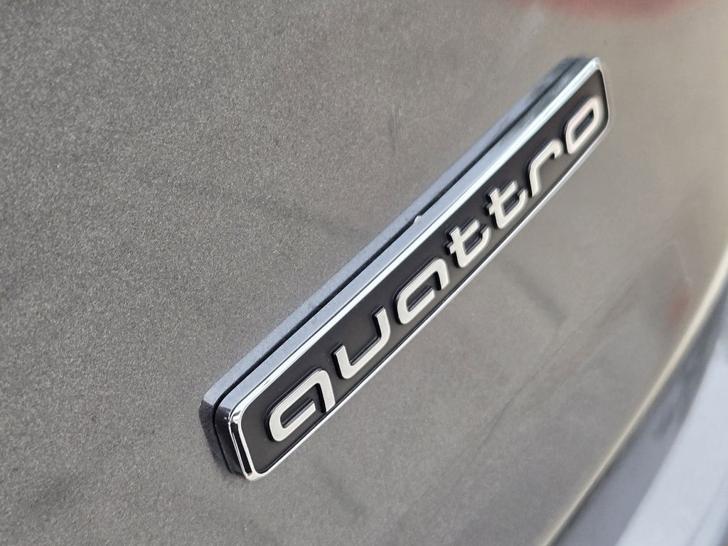 used 2025 Audi Q7 car, priced at $49,941