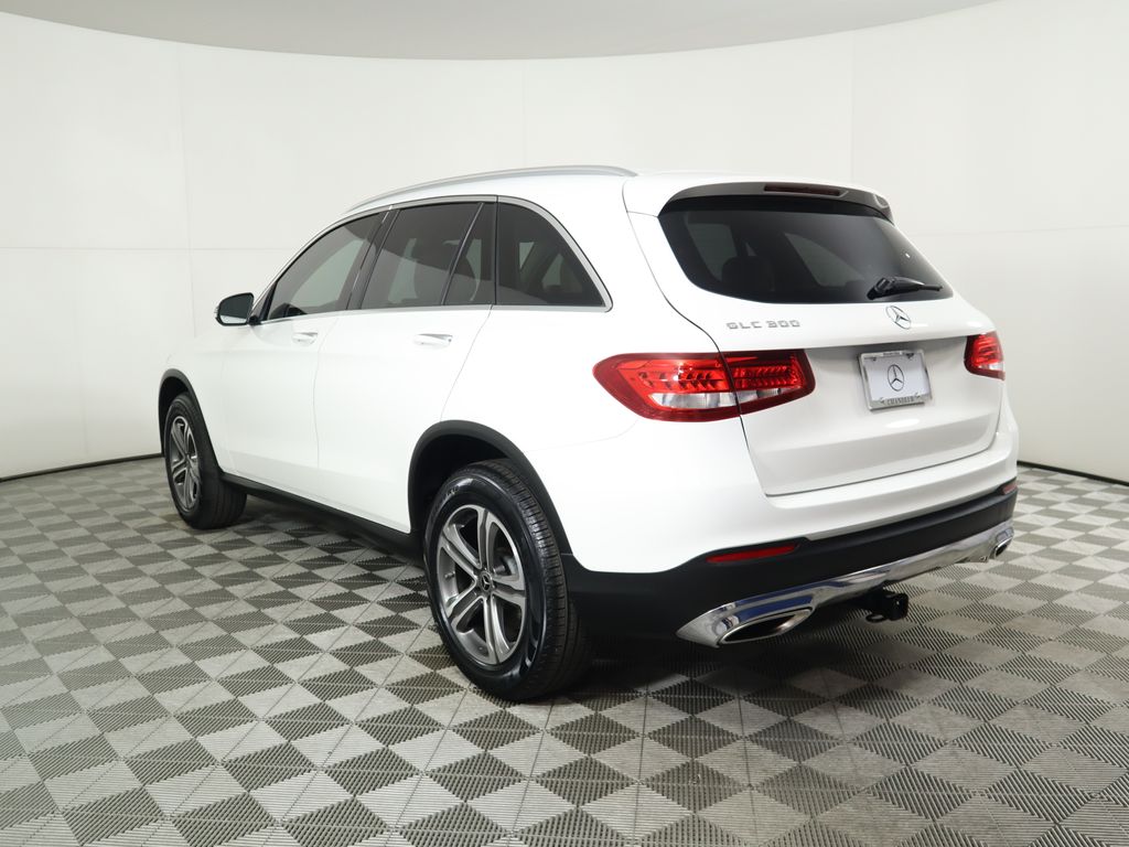 2019 Mercedes-Benz GLC 300 7