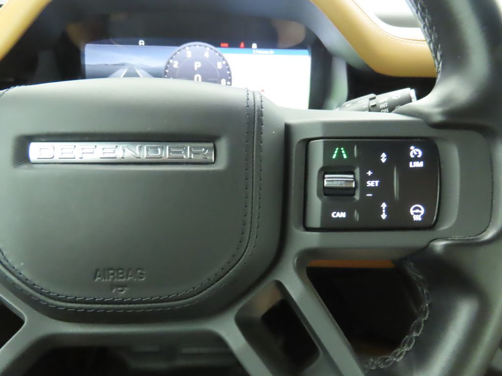 2023 Land Rover Defender 90 12