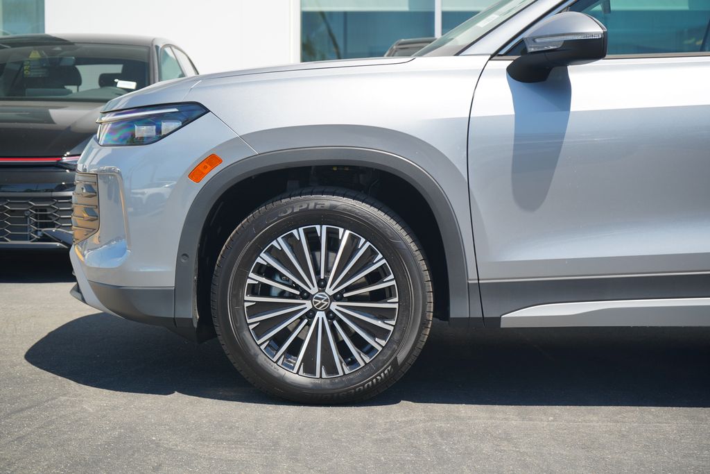 Thumbnail: 2025 Volkswagen Tiguan - 2