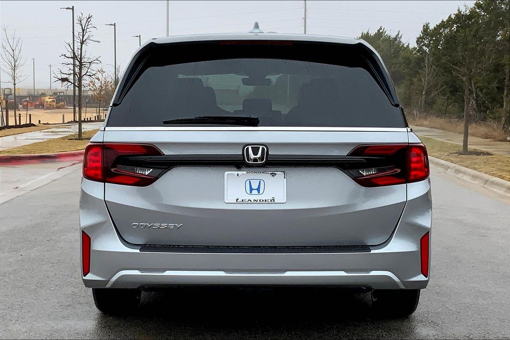 2025 Honda Odyssey EX-L 4