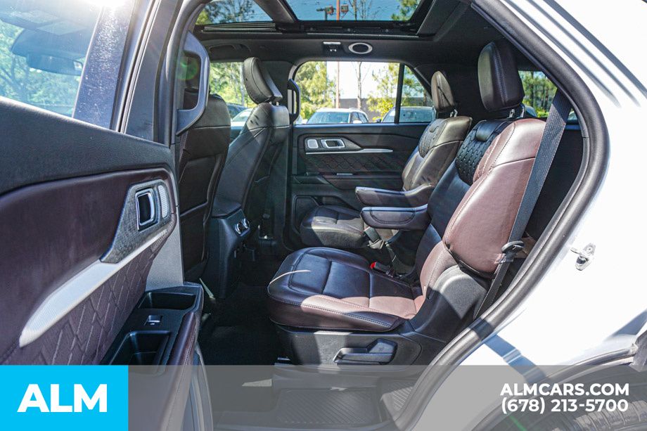 Used 2025 White Ford Platinum image 21