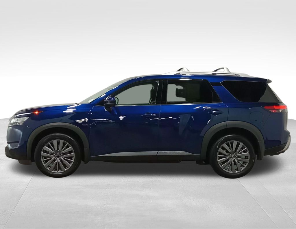2024 Nissan Pathfinder SL 4WD