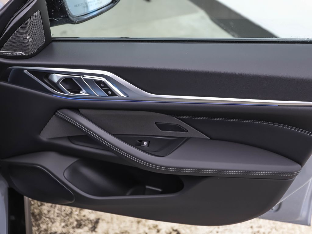 Thumbnail: 2026 BMW i4 - 29