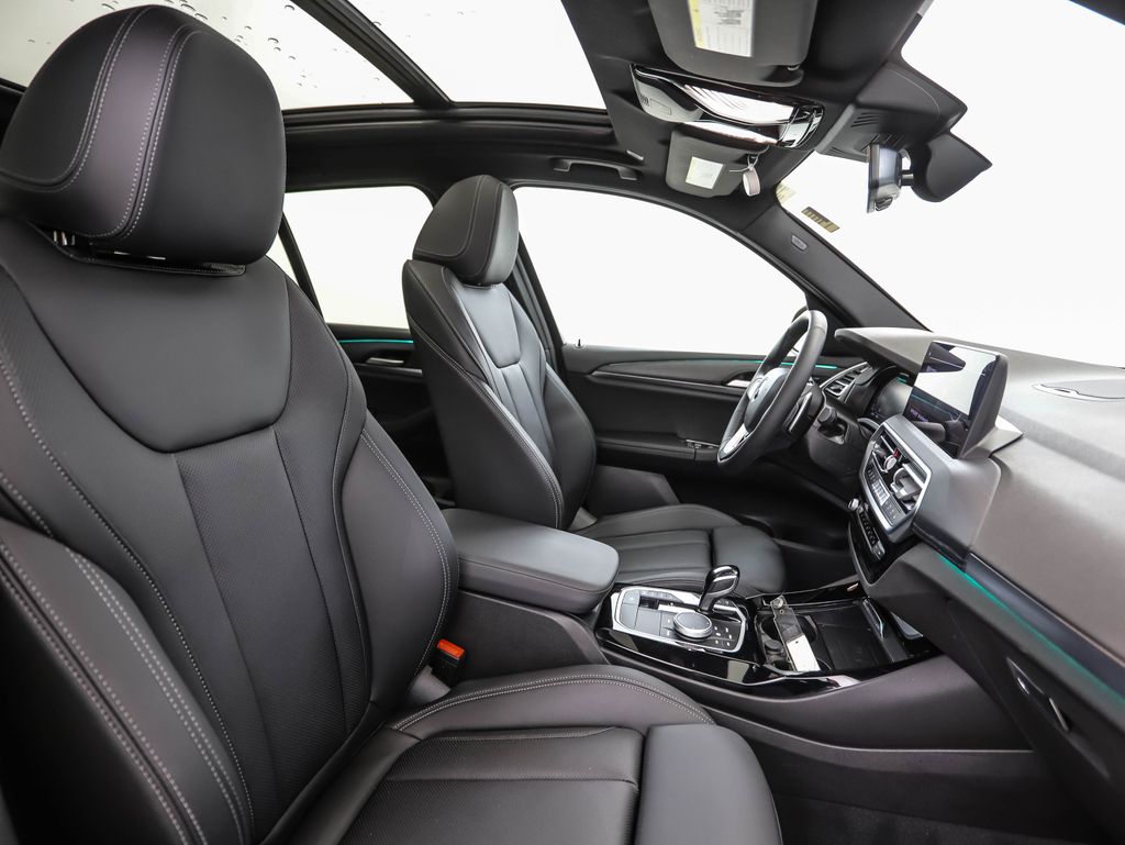 Thumbnail: 2024 BMW X3 - 31