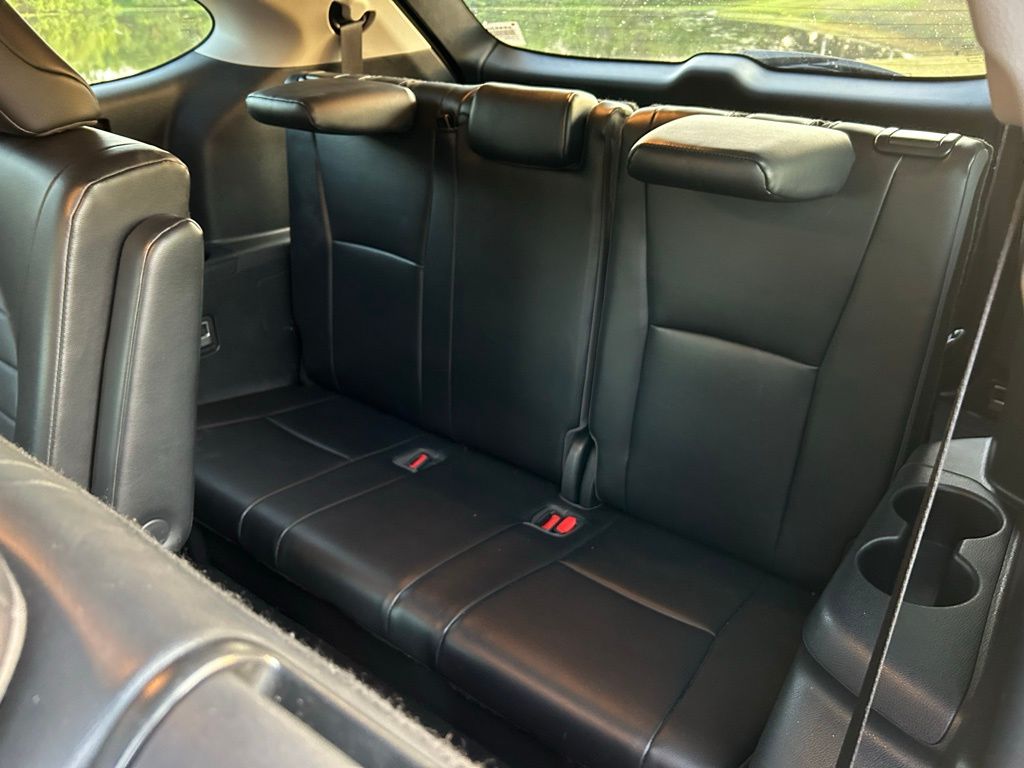 2022 Toyota Highlander XLE 13