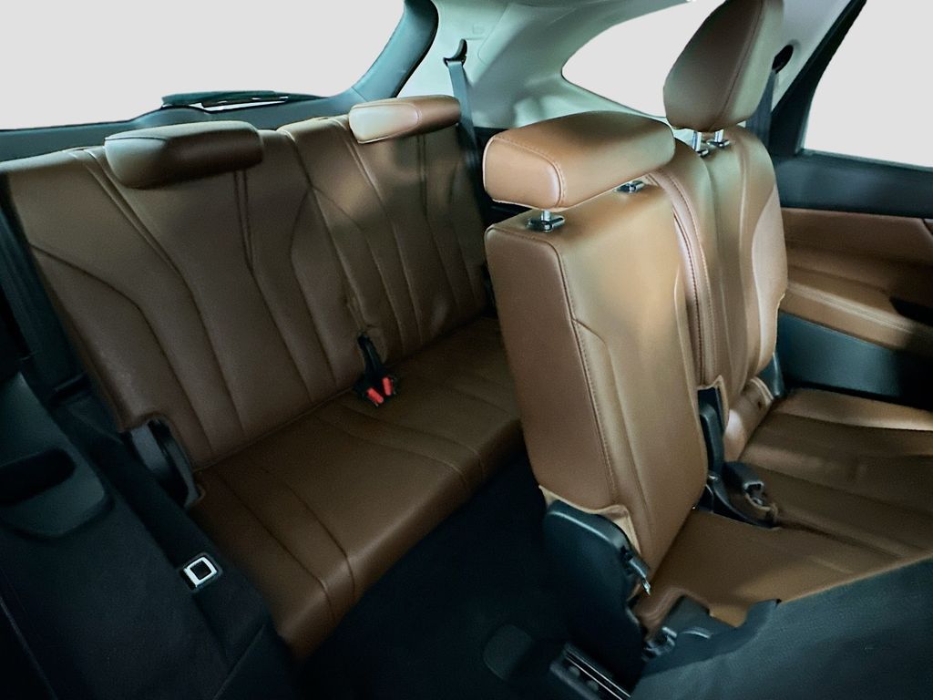 used 2023 Acura MDX car, priced at $38,999
