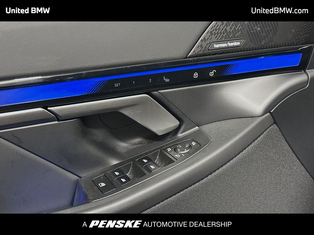 Thumbnail: 2024 BMW 5 Series - 3