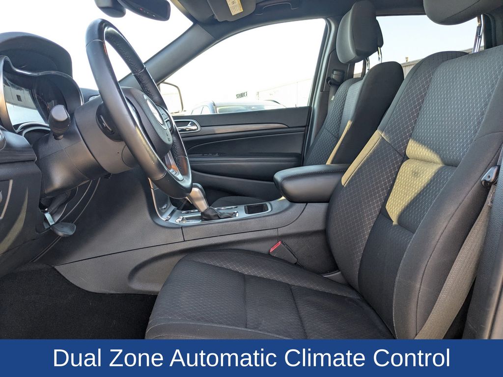 2020 Jeep Grand Cherokee Laredo E 4x2