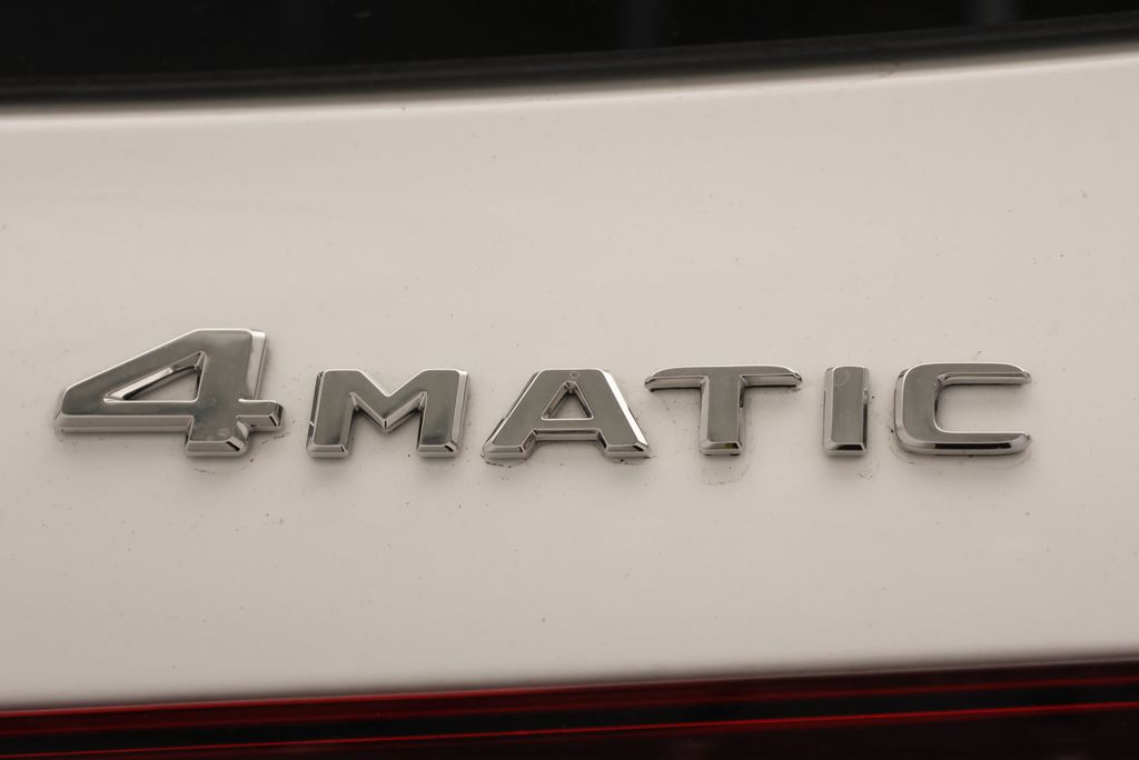 Thumbnail: 2026 Mercedes-Benz GLE - 10