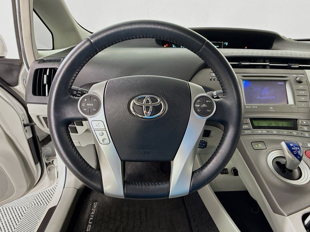 Thumbnail: 2012 Toyota Prius - 11