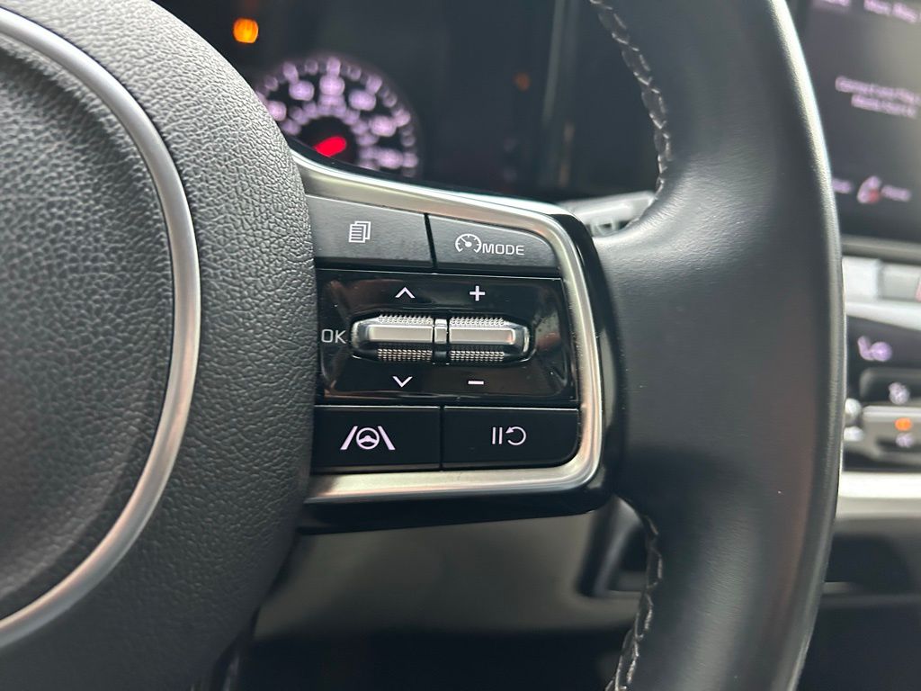 2021 Kia Sorento S 20