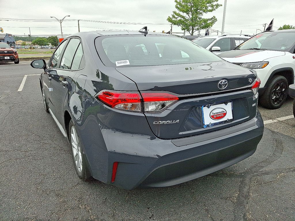 Thumbnail: 2025 Toyota Corolla - 2