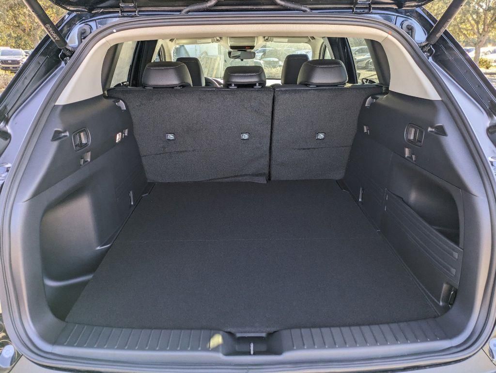 2025 Mazda CX-50 Hybrid Preferred photo