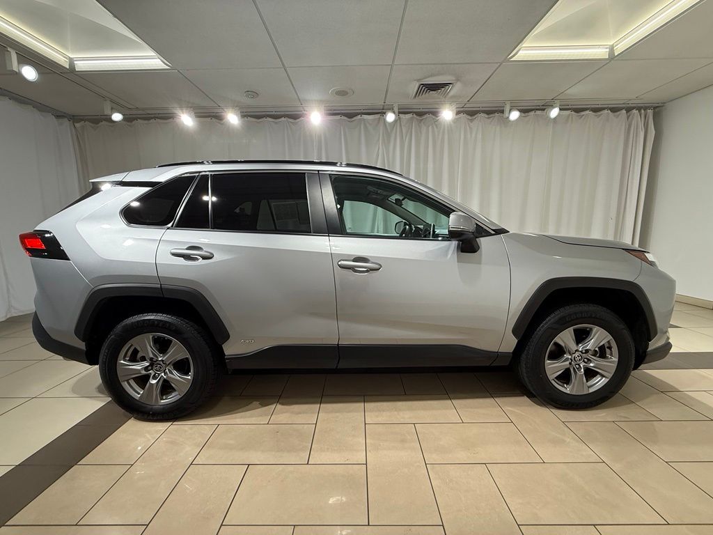 Thumbnail: 2025 Toyota RAV4 - 6