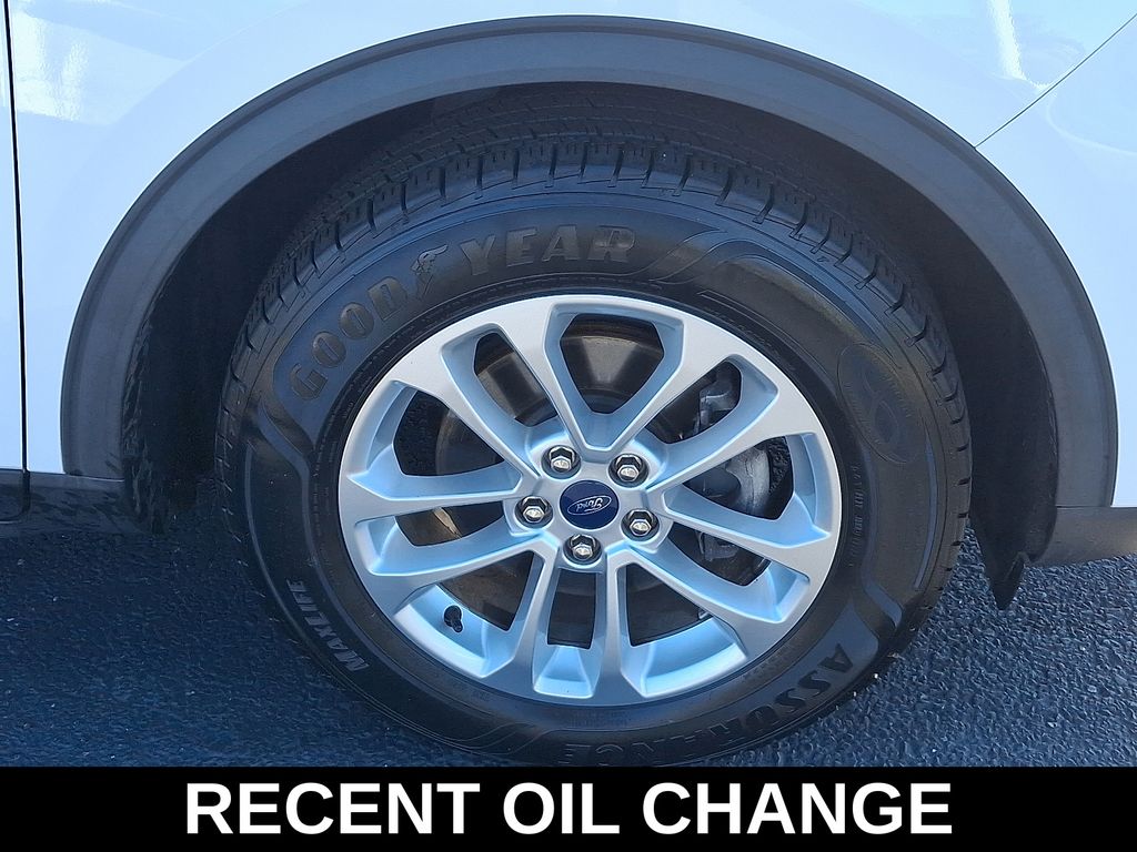 Thumbnail: 2022 Ford Escape - 9