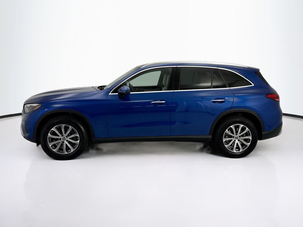 Thumbnail: 2026 Mercedes-Benz GLC - 8