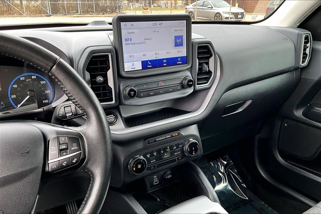 View vehicle photo 6