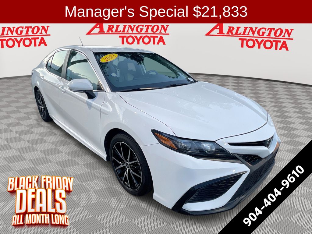 2023 Toyota Camry SE