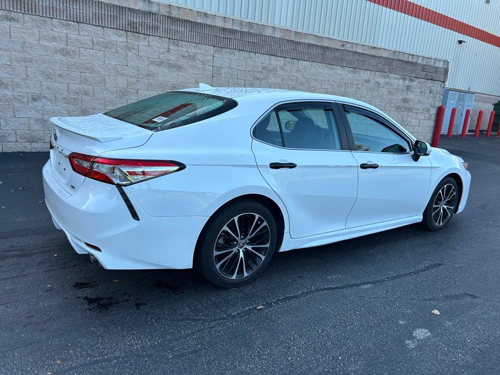 Thumbnail: 2020 Toyota Camry - 5