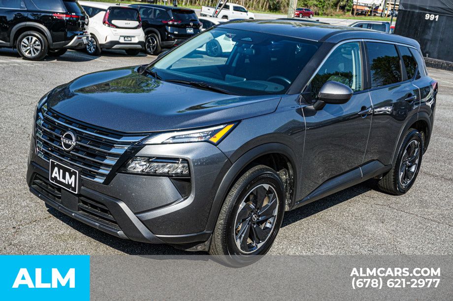 Used 2025 Gray Nissan SV image 15