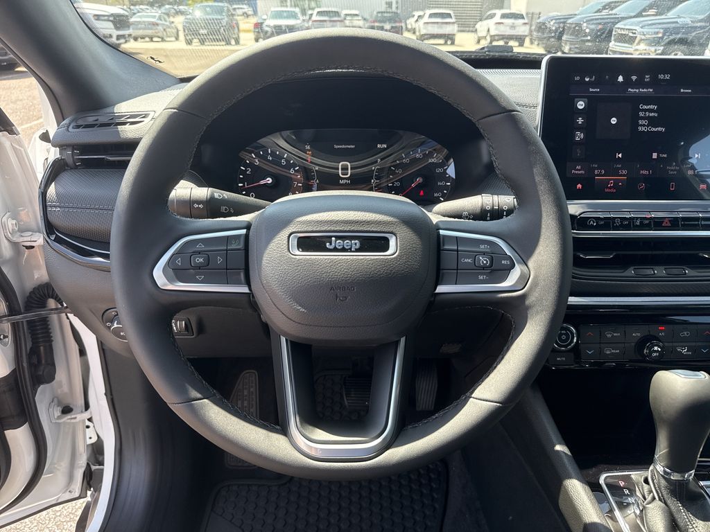 2026 Jeep Compass Latitude White at Victoria Chrysler Dodge Jeep Ram