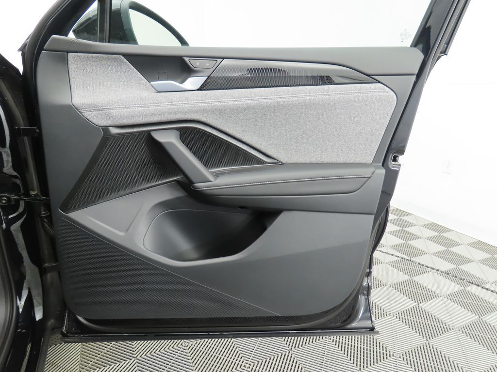 Thumbnail: 2026 Volkswagen Tiguan - 23