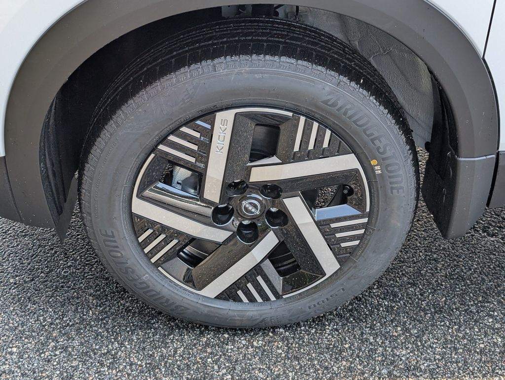 New 2026 Nissan Kicks SUV