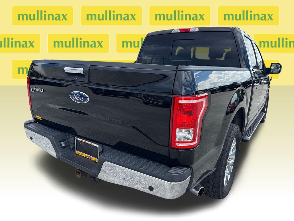Used 2017  Ford XLT image 4