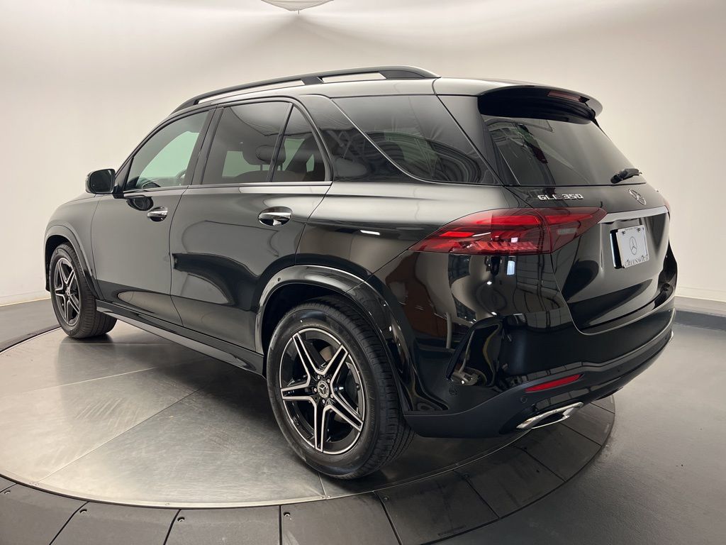 Thumbnail: 2026 Mercedes-Benz GLE - 5