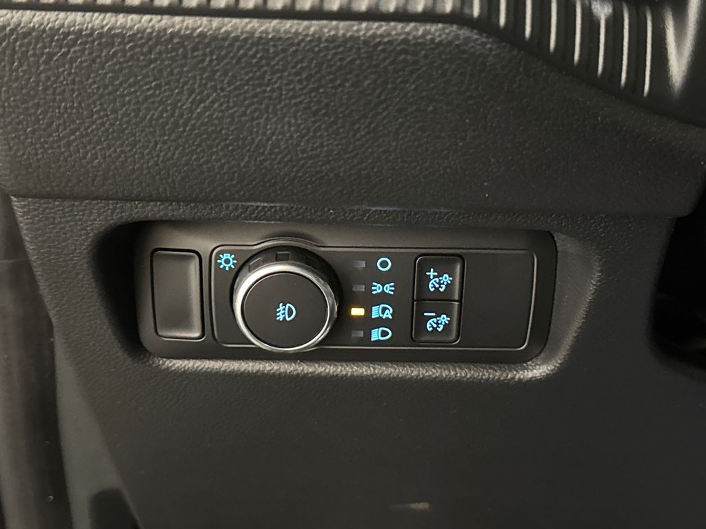 New 2026 Black Ford XLT image 28