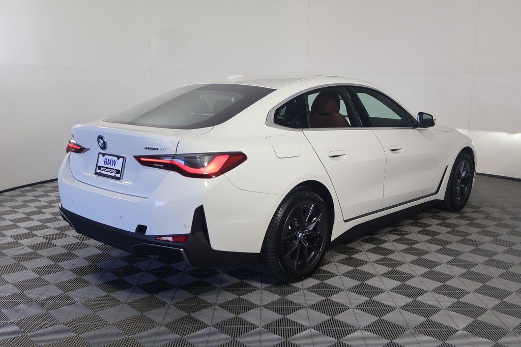 2025 BMW i4 eDrive40 2