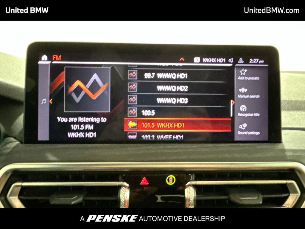 Thumbnail: 2022 BMW X4 - 16