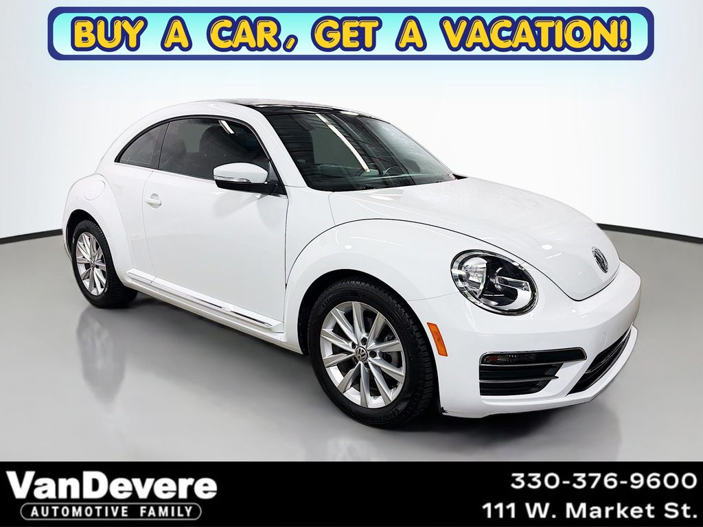 White 2019 Volkswagen Beetle 2.0T SE Hatchback FWD Hatchback Front-Wheel Drive 6-Speed Automatic
