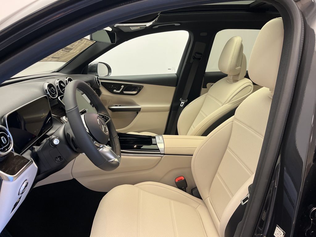 Thumbnail: 2026 Mercedes-Benz GLC - 13