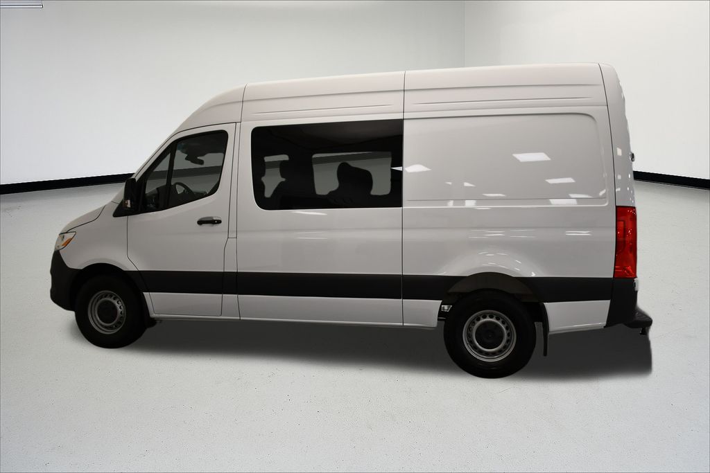 Thumbnail: 2025 Mercedes-Benz Sprinter - 5