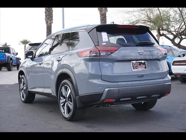 2024 Nissan Rogue SL 3